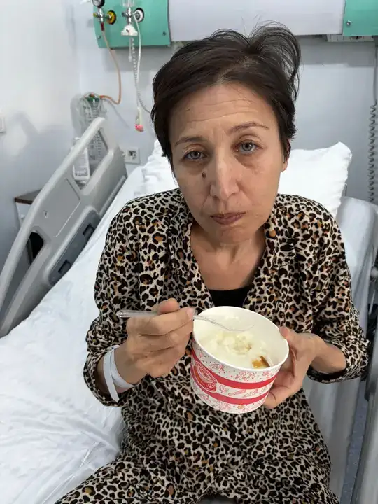 34 Kiloya Düşmüştü, Antalya'daki Operasyonla Hayata Döndü 5